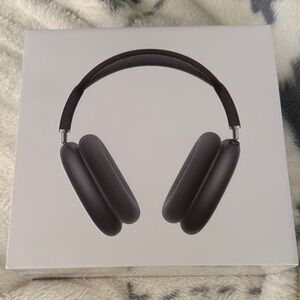 Apple AirPods Max Headphones (USB-C) - Midnight Black Excellent Mint Condition